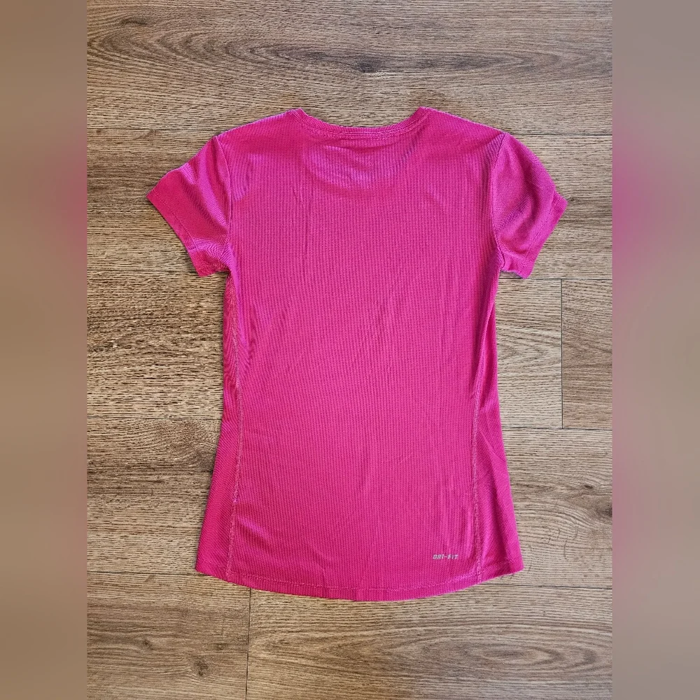 Nike Women's Bright Pink Short Sleeve Tee, Size- Extra Small